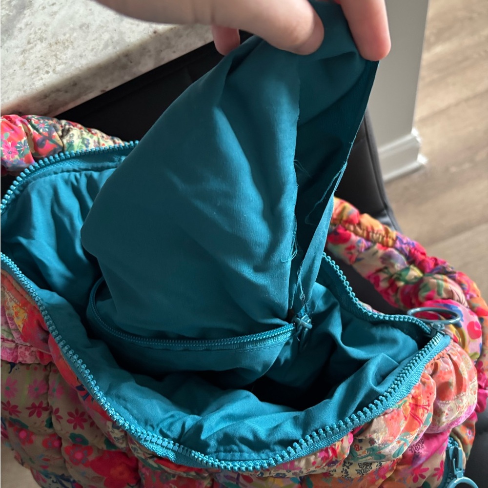 Natural Life Puffy Bag - Picture 13 of 15